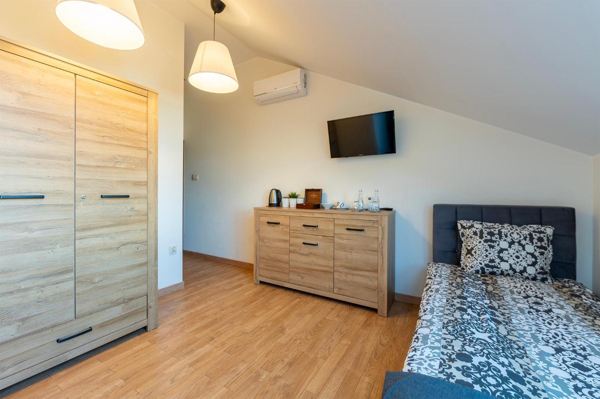 Medical Spa Kwiatowa Łęczyca Exteriör bild