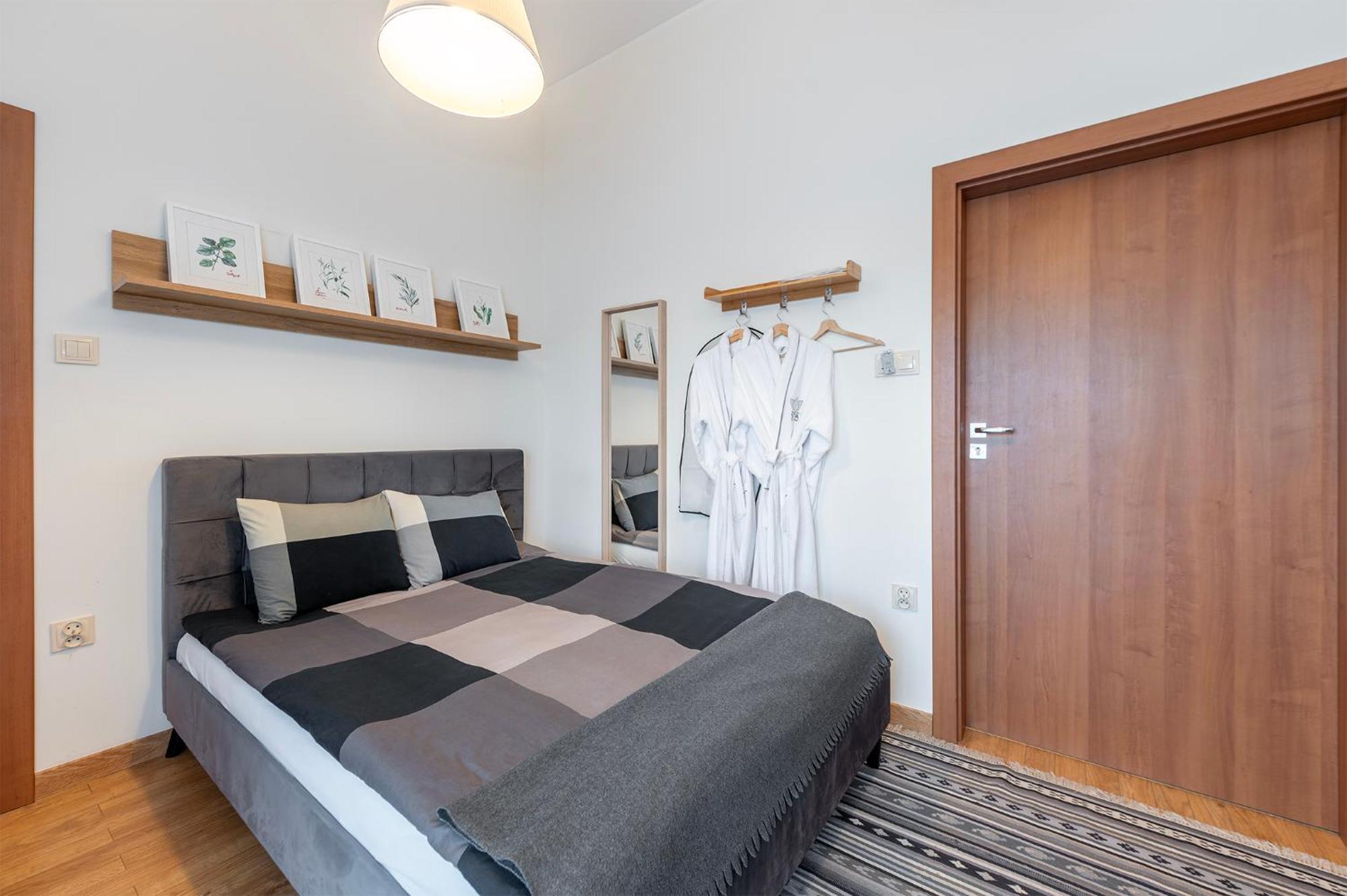 Medical Spa Kwiatowa Łęczyca Exteriör bild