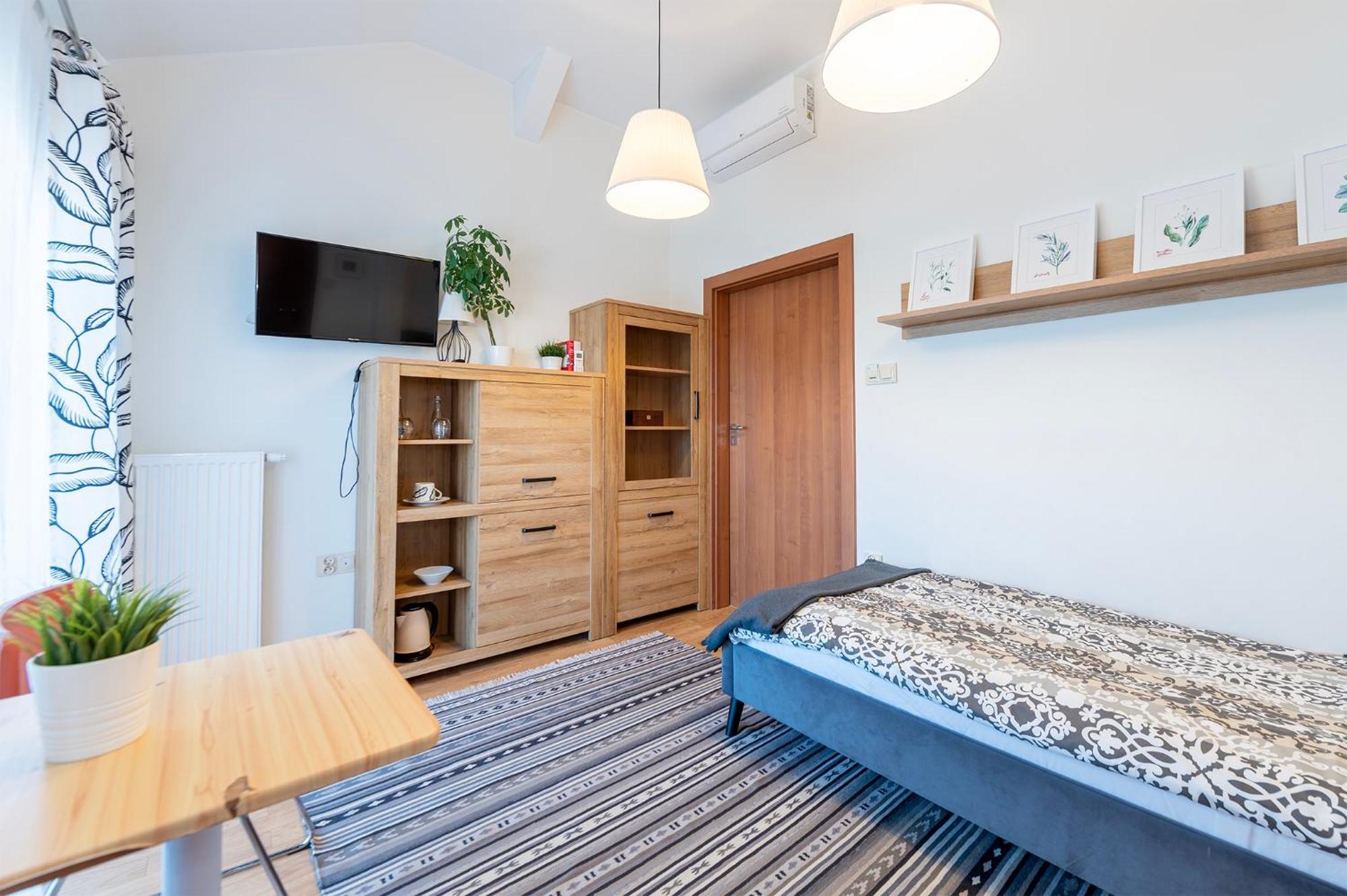 Medical Spa Kwiatowa Łęczyca Exteriör bild