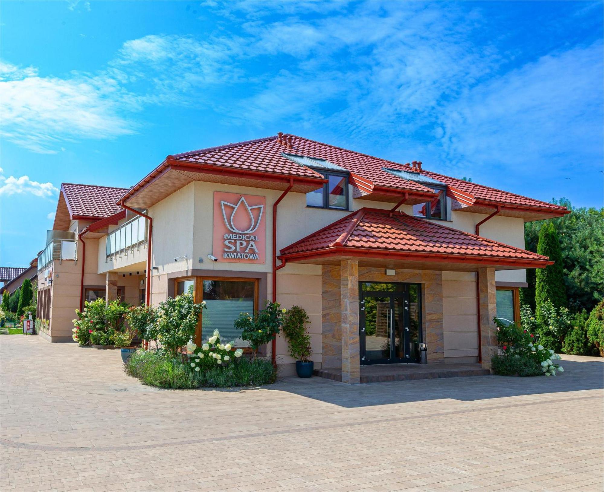 Medical Spa Kwiatowa Łęczyca Exteriör bild